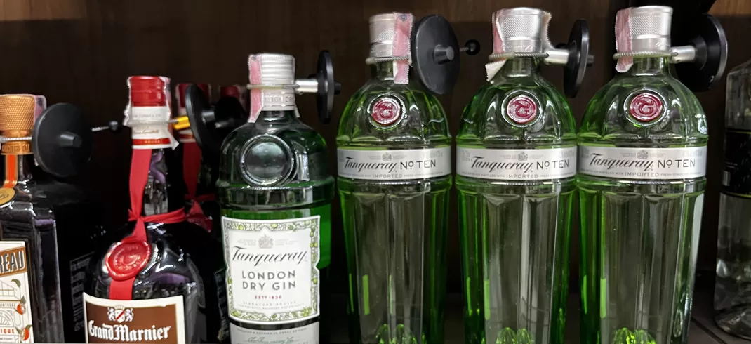 Was sind die innovativen Designs von Click-Pin-Tags